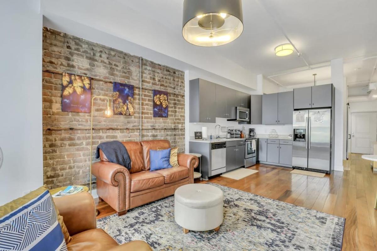 Lush Savannah Loft - Near Plant Riverside District Exterior photo
