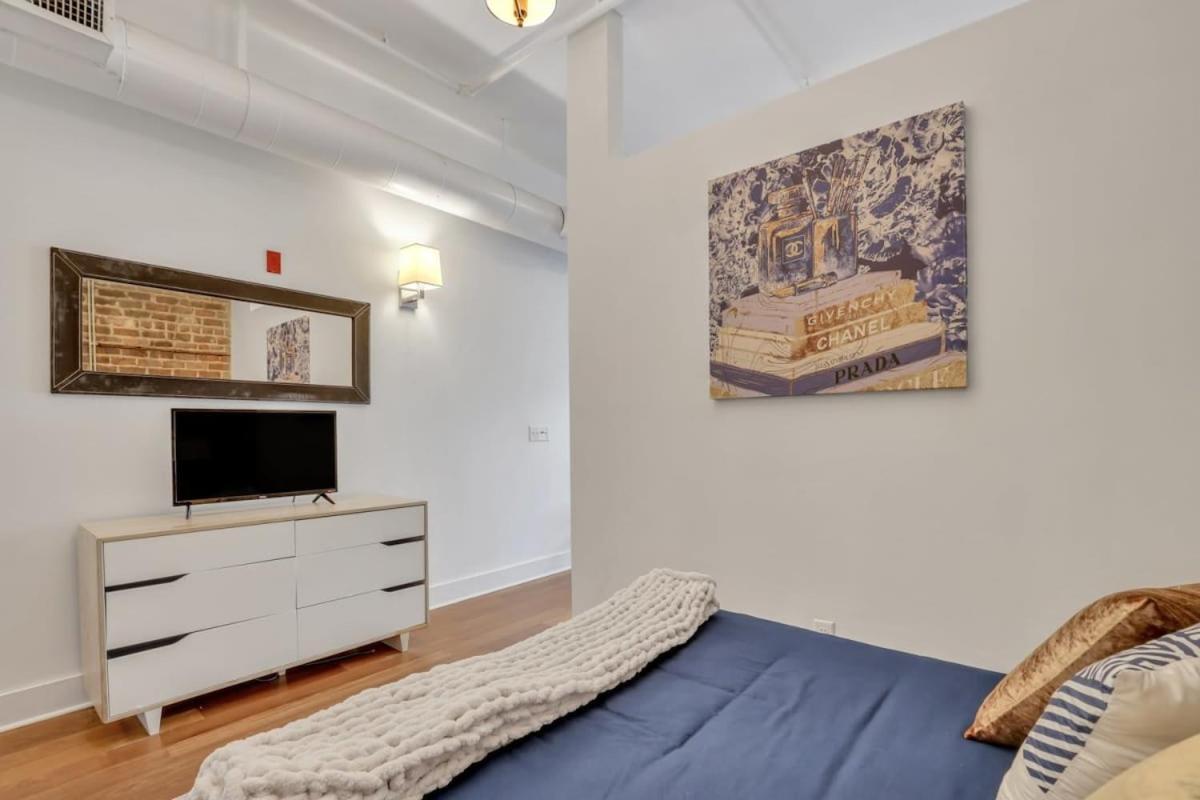 Lush Savannah Loft - Near Plant Riverside District Exterior photo